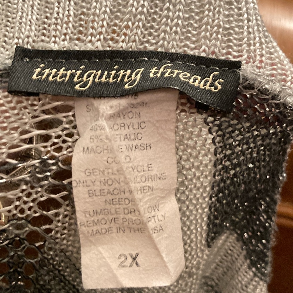 2X cardigan, lightweight, dark, gray light, gray silver